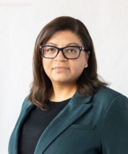 A photo of Sharon Dones